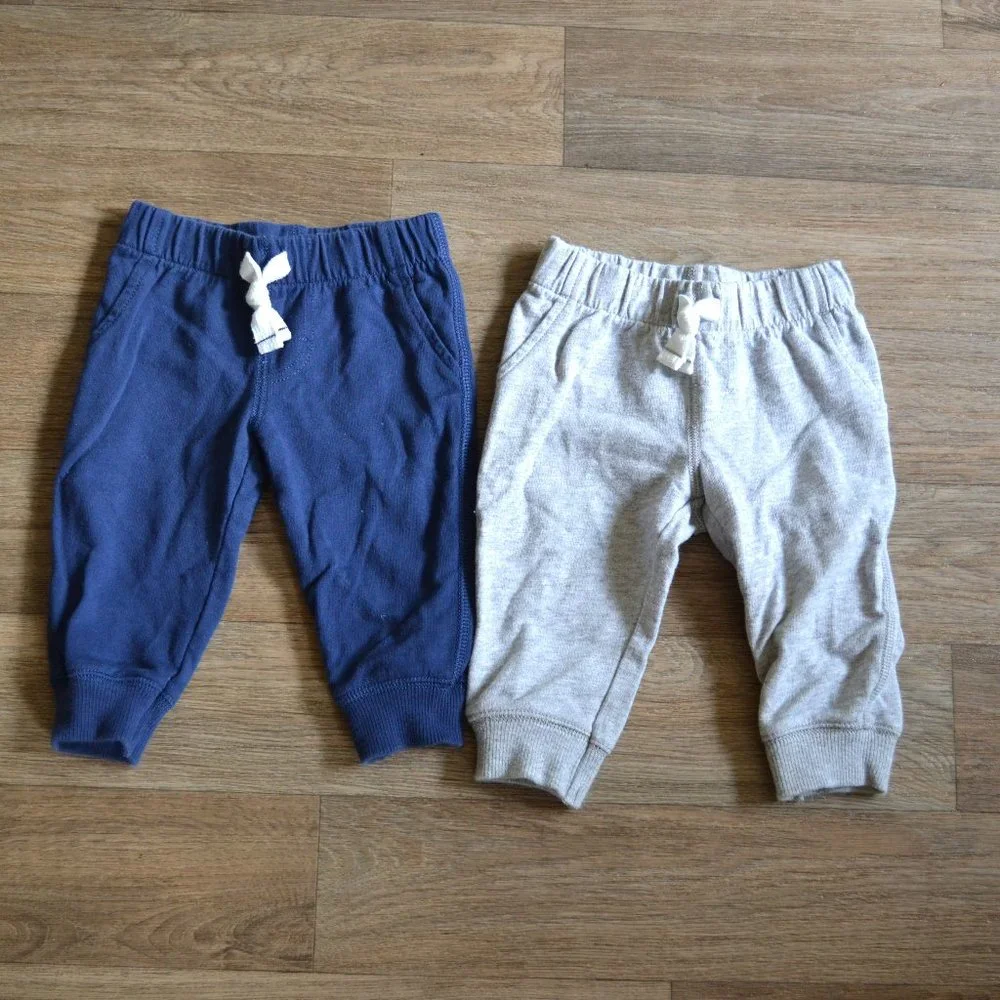 Carter's Sweatpants Pants Bundle Set Navy and Gray Size 6 months Bottoms